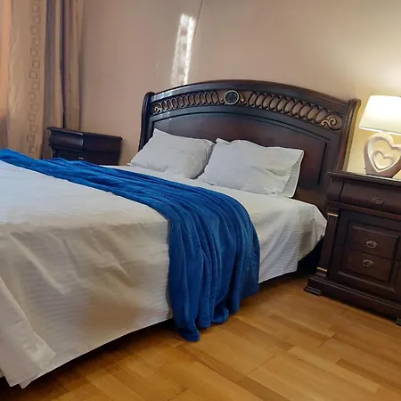 санта барбара Lejlighed Lviv